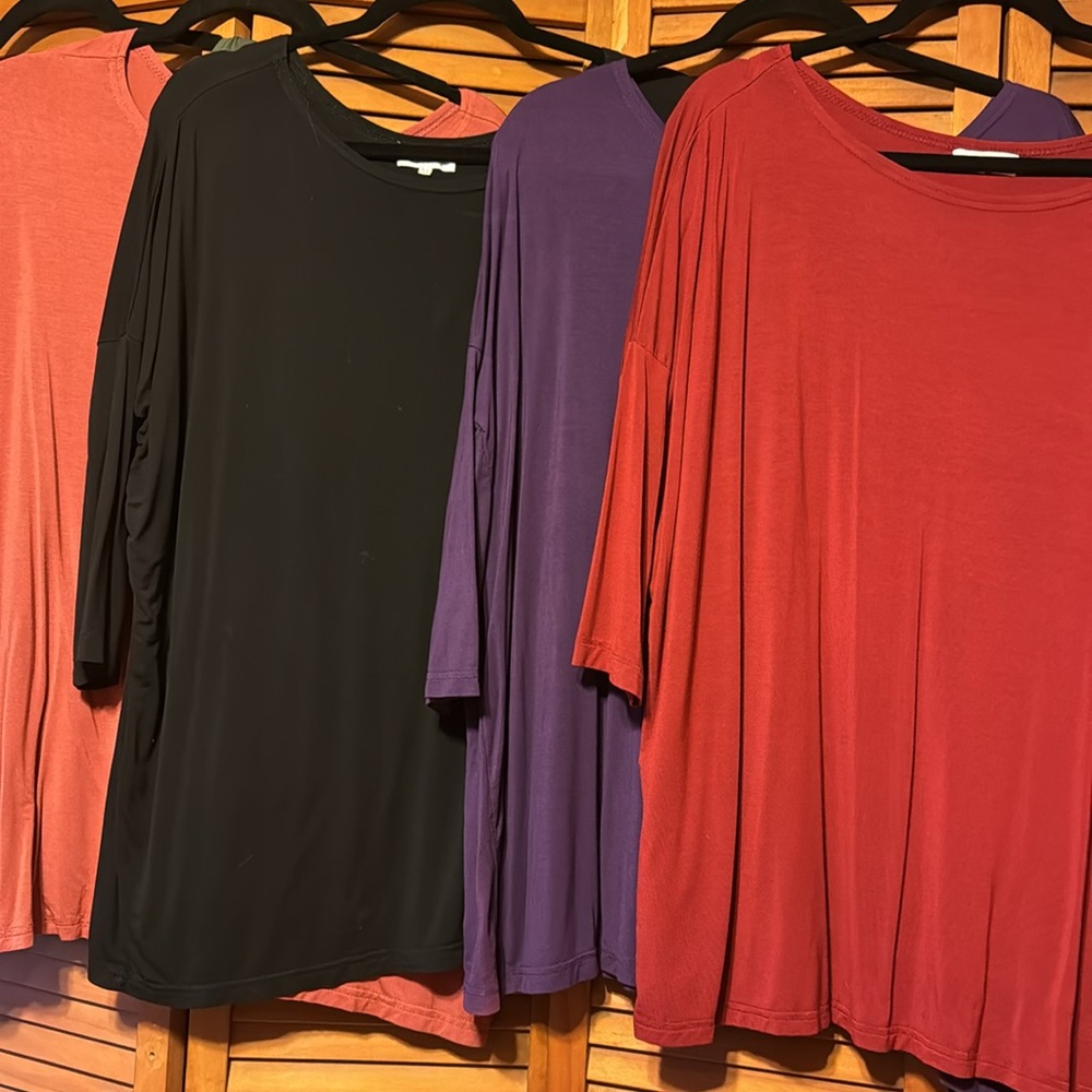 Bundle Of Picko Top In A Range Of Colors Size M - image 5